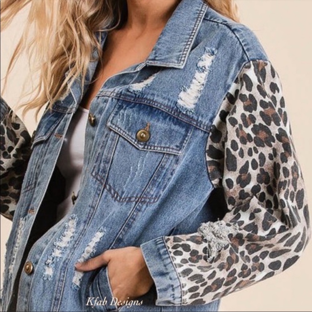 🌺LAST1️⃣🌺New Distressed Denim Jacket Button Down Front & Leopard Print Sleeves - Picture 6 of 11